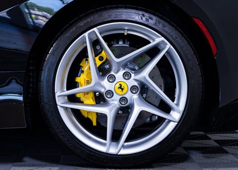 Certified 2020 Ferrari F8 Tributo image 6
