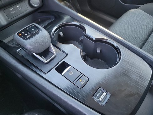 Certified 2025 Nissan Rogue SV image 12