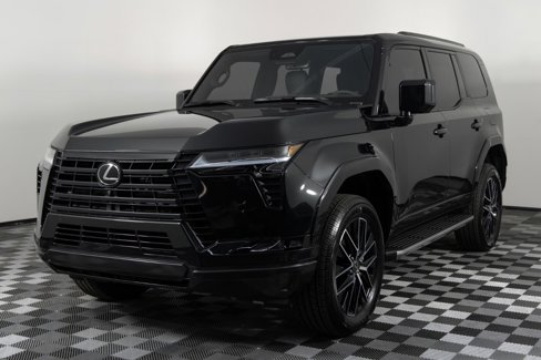 Used 2025 Lexus GX 550 image 2