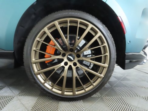 Used 2025 Aston Martin DBX 707 image 32