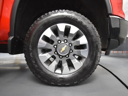 Used 2024 Chevrolet Silverado 2500 Custom w/ Z71 Off-Road Package image 18
