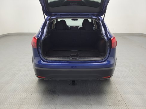 Used 2019 Nissan Rogue Sport S image 29