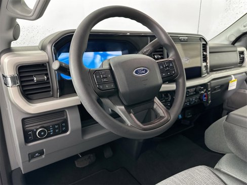 New 2025 Ford F350 XLT w/ Black Appearance Package image 9