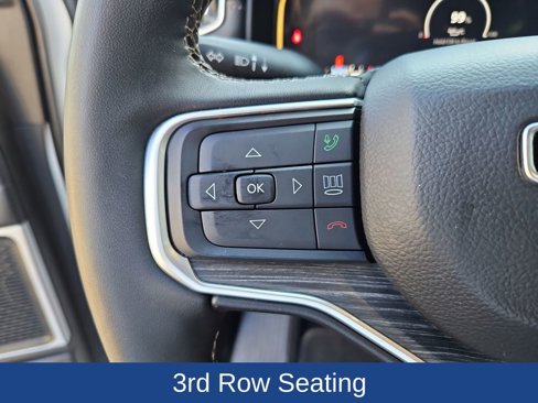Used 2024 Jeep Wagoneer L Series III w/ Flexible Seating Group image 11