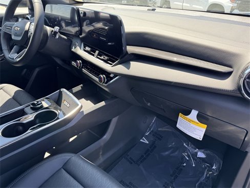 Used 2026 Chevrolet Equinox LT w/ Convenience Package II image 6