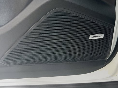 Used 2025 Porsche Cayenne image 21