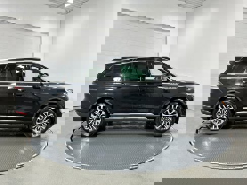 Used 2020 Lincoln Aviator Reserve w/ Equipment Group 201A image 41