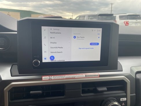 Used 2025 Toyota Tacoma SR5 image 38