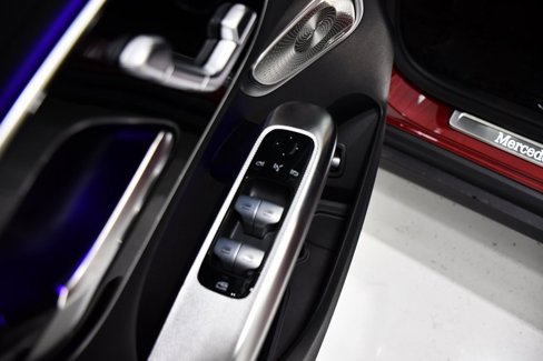 New 2025 Mercedes-Benz GLC 300 4MATIC image 15