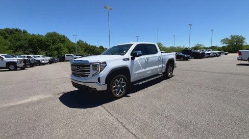 Used 2023 GMC Sierra 1500 SLT w/ X31 Off-Road Package image 4