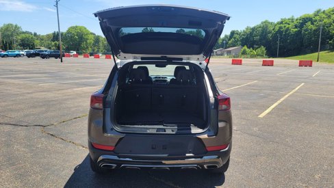 Used 2021 Chevrolet TrailBlazer ACTIV w/ Convenience Package image 11