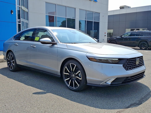 New 2025 Honda Accord Touring image 2