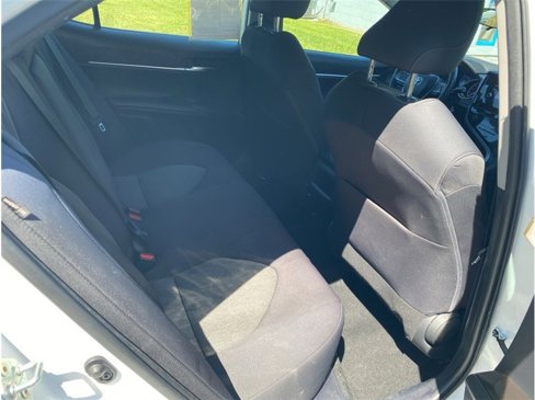 Used 2022 Toyota Camry LE image 29