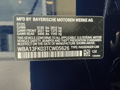 New 2026 BMW 550e xDrive image 36