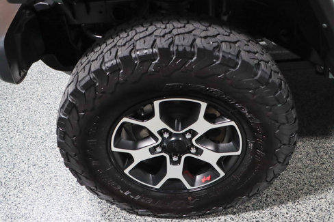 Used 2023 Jeep Wrangler Unlimited Rubicon w/ LED Lighting Group image 11