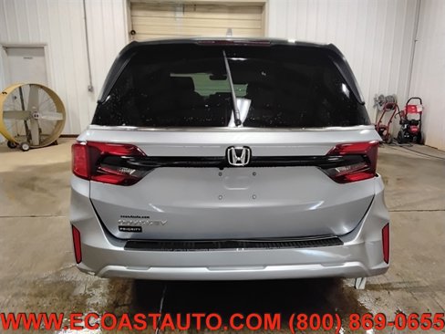 Used 2025 Honda Odyssey EX-L image 8