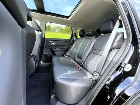 New 2026 Nissan Rogue Platinum image 12