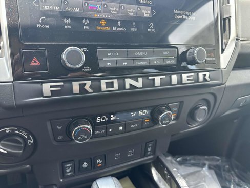 Used 2025 Nissan Frontier SV w/ SV Convenience Package image 19