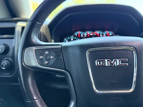 Used 2018 GMC Sierra 1500 SLT w/ All Terrain Package image 28