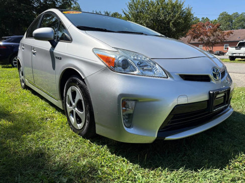 Used 2015 Toyota Prius Four image 3