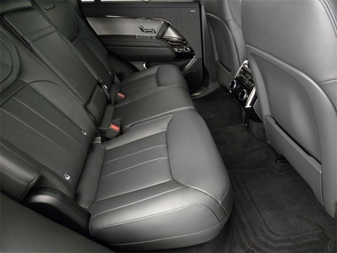 Certified 2024 Land Rover Range Rover Sport Dynamic SE image 17