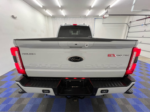 Used 2025 Ford F250 Lariat w/ Lariat Ultimate Package image 5