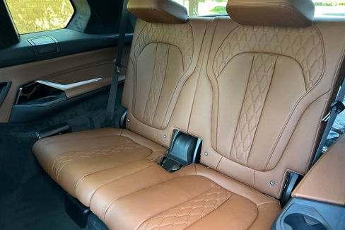 New 2026 BMW X7 M60i image 12