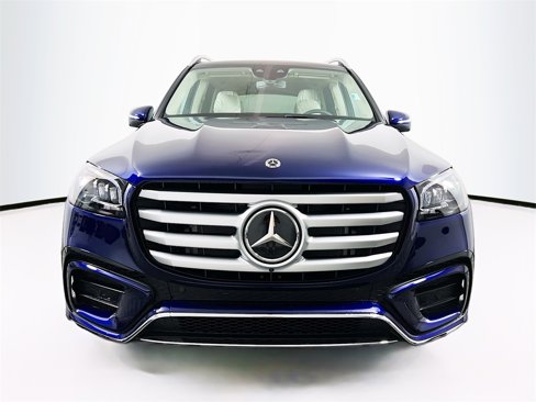 New 2026 Mercedes-Benz GLS 450 4MATIC image 2