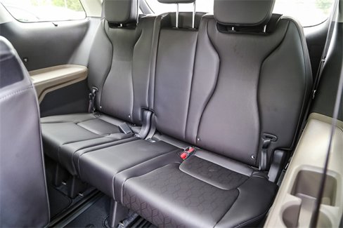 New 2026 Kia Carnival SX image 18