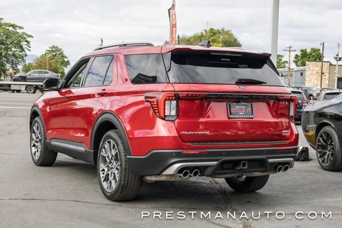 Used 2025 Ford Explorer Platinum w/ Ultimate Package image 18