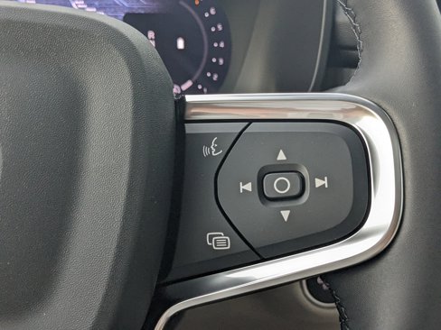 New 2026 Volvo XC40 B5 Ultra w/ Protection Package Premier image 25