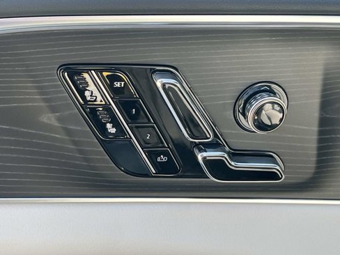 New 2026 Cadillac Lyriq Luxury image 23