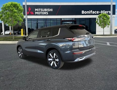 New 2025 Mitsubishi Outlander SE image 17