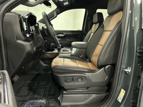 New 2026 Chevrolet Silverado 1500 High Country w/ Z71 Off-Road Package image 13
