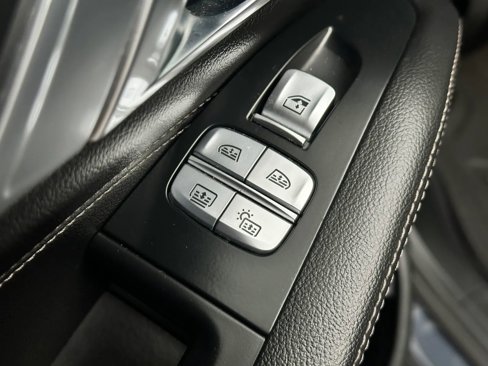 Used 2019 BMW X7 xDrive40i w/ Premium Package image 16