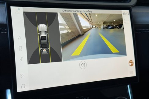 New 2024 Jaguar XF R-Dynamic SE image 18