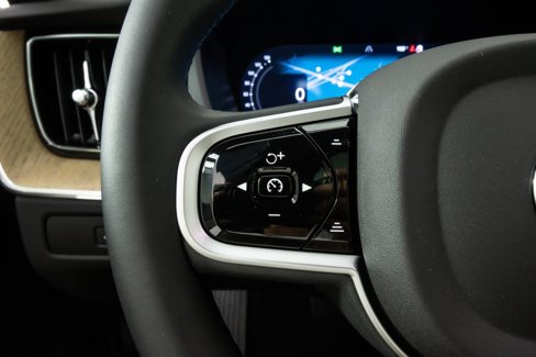 New 2026 Volvo XC60 B5 Core image 24