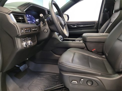 Used 2023 GMC Yukon Denali image 4
