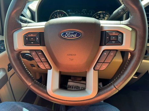 Used 2019 Ford F150 Lariat image 15