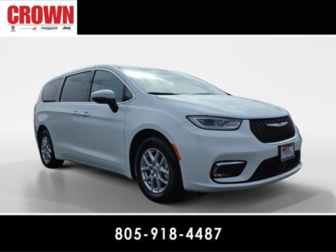 Used 2023 Chrysler Pacifica Touring-L image 1