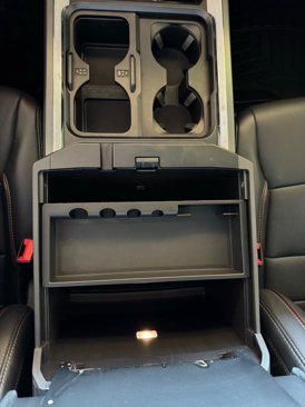 Used 2024 Ford F350 Lariat w/ Lariat Ultimate Package image 17