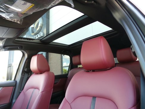 New 2025 MAZDA CX-70 Plug-In Hybrid w/ Premium Plus image 6