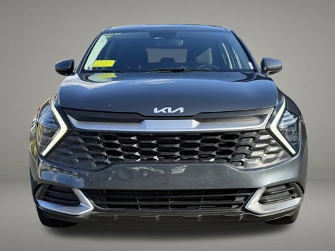 Used 2024 Kia Sportage LX image 9