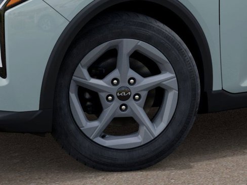New 2025 Kia K4 LXS image 10