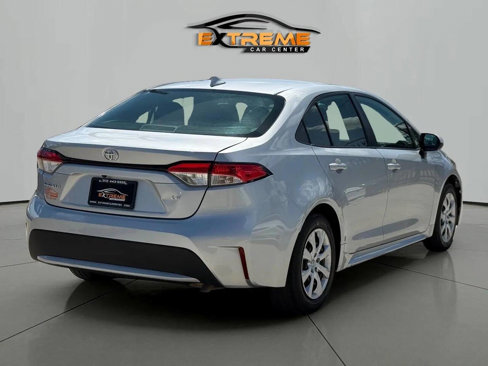 Used 2021 Toyota Corolla LE image 7