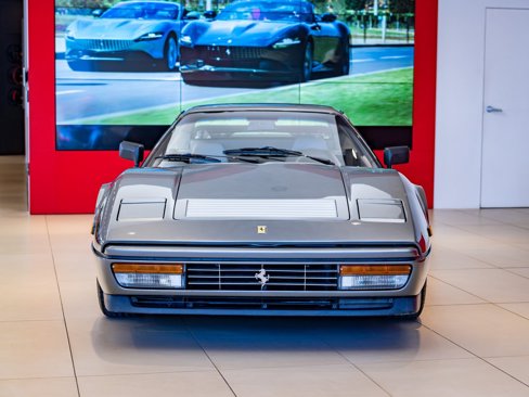 Used 1987 Ferrari 328 GTB image 2