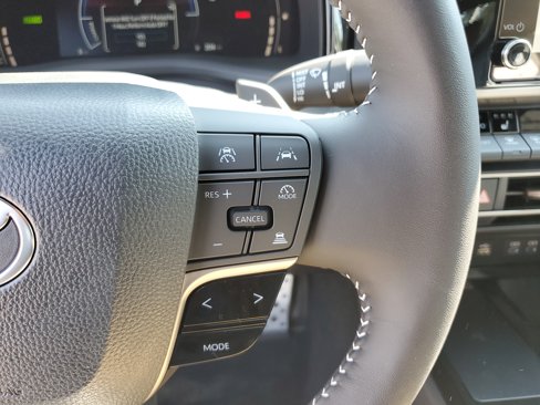 New 2026 Toyota Camry SE image 22