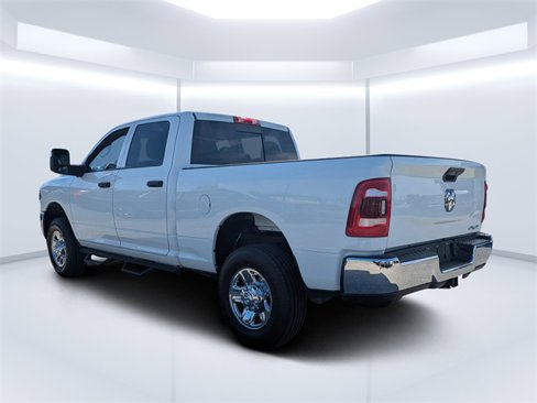 Used 2024 RAM 2500 Tradesman w/ Chrome Appearance Group image 5