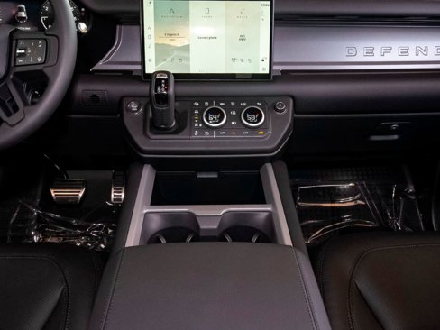 New 2025 Land Rover Defender 110 V8 image 25