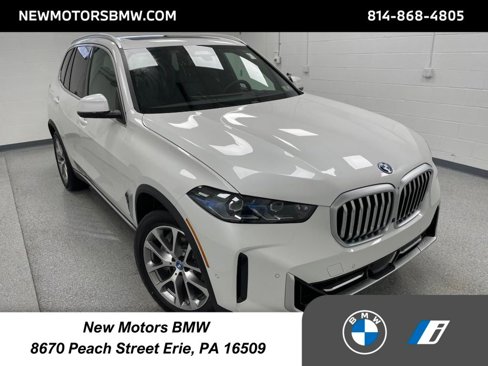 New 2025 BMW X5 xDrive50e image 1